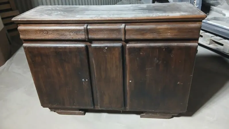 Avant Rénovation d'un meuble en chêne